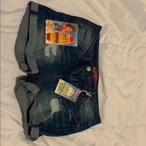 Fashion nova shorts never worn!